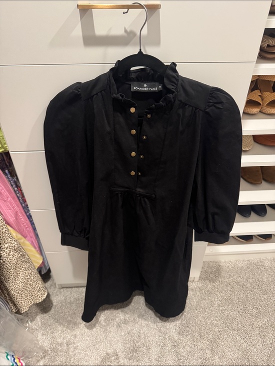 Pomander Place Dresses & Skirts - Pomander Place Black Ruffled Puff-Sleeve Tunic